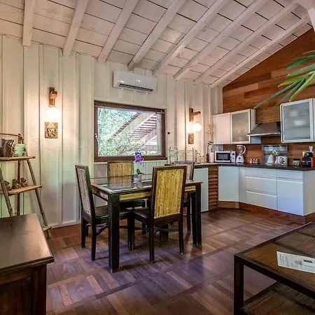 Le Petit Coin De Paradis Domek alpejski *